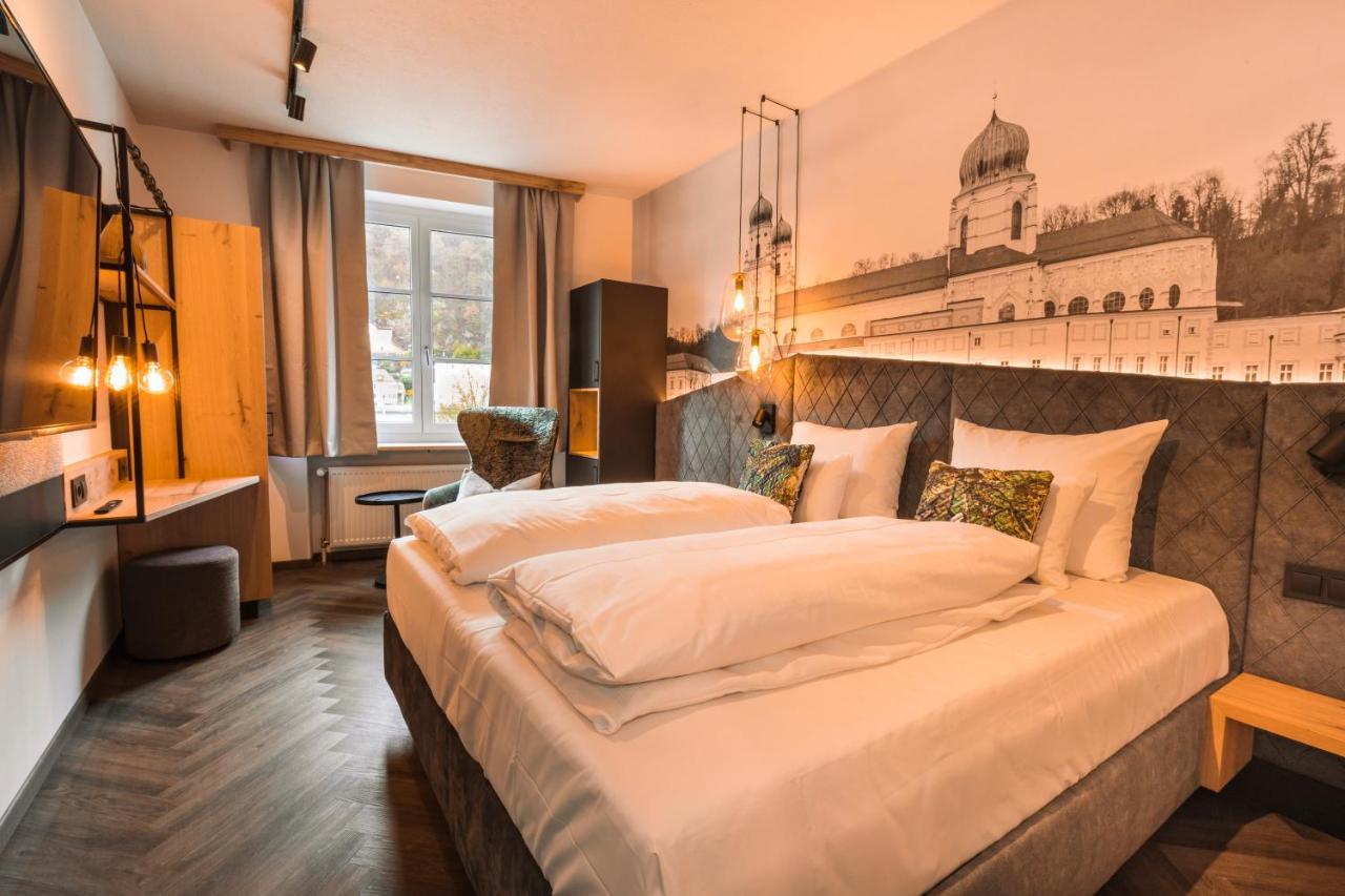 Hotel-Restaurant Am Paulusbogen Passau Bagian luar foto