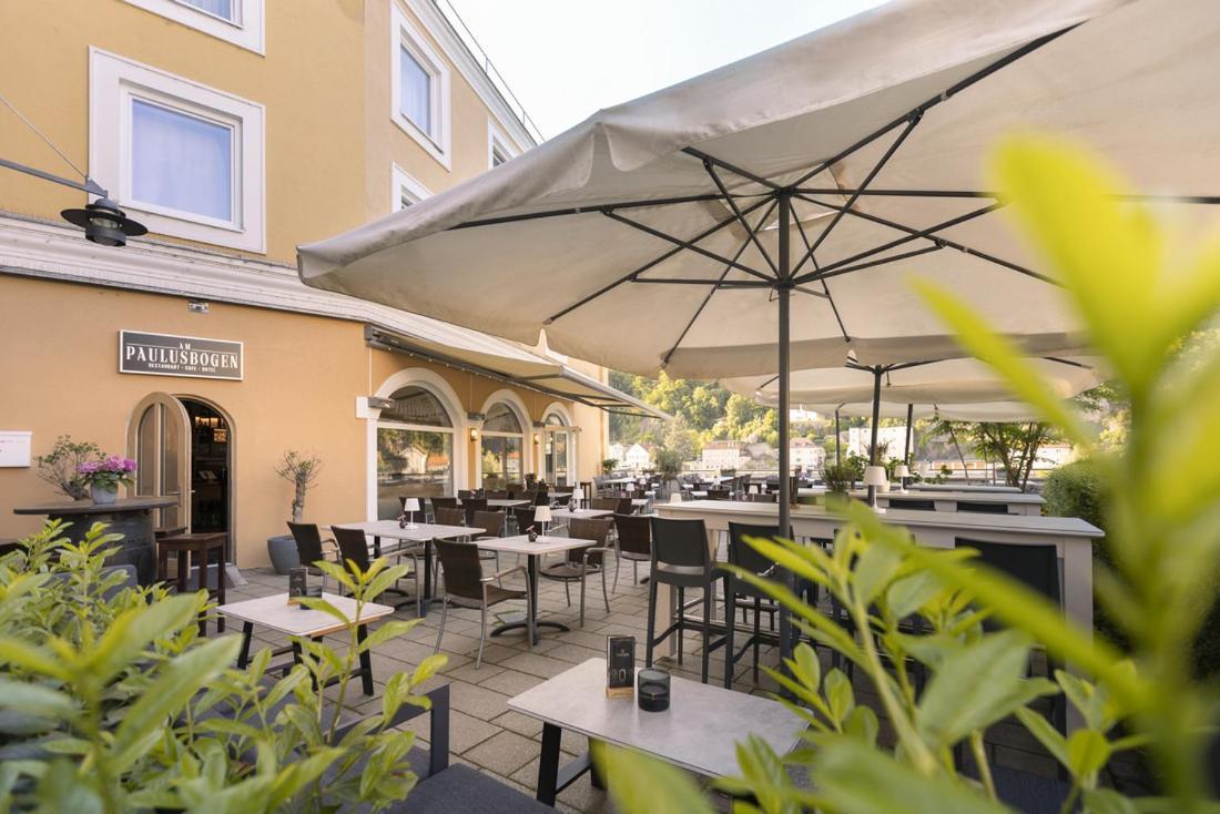 Hotel-Restaurant Am Paulusbogen Passau Bagian luar foto