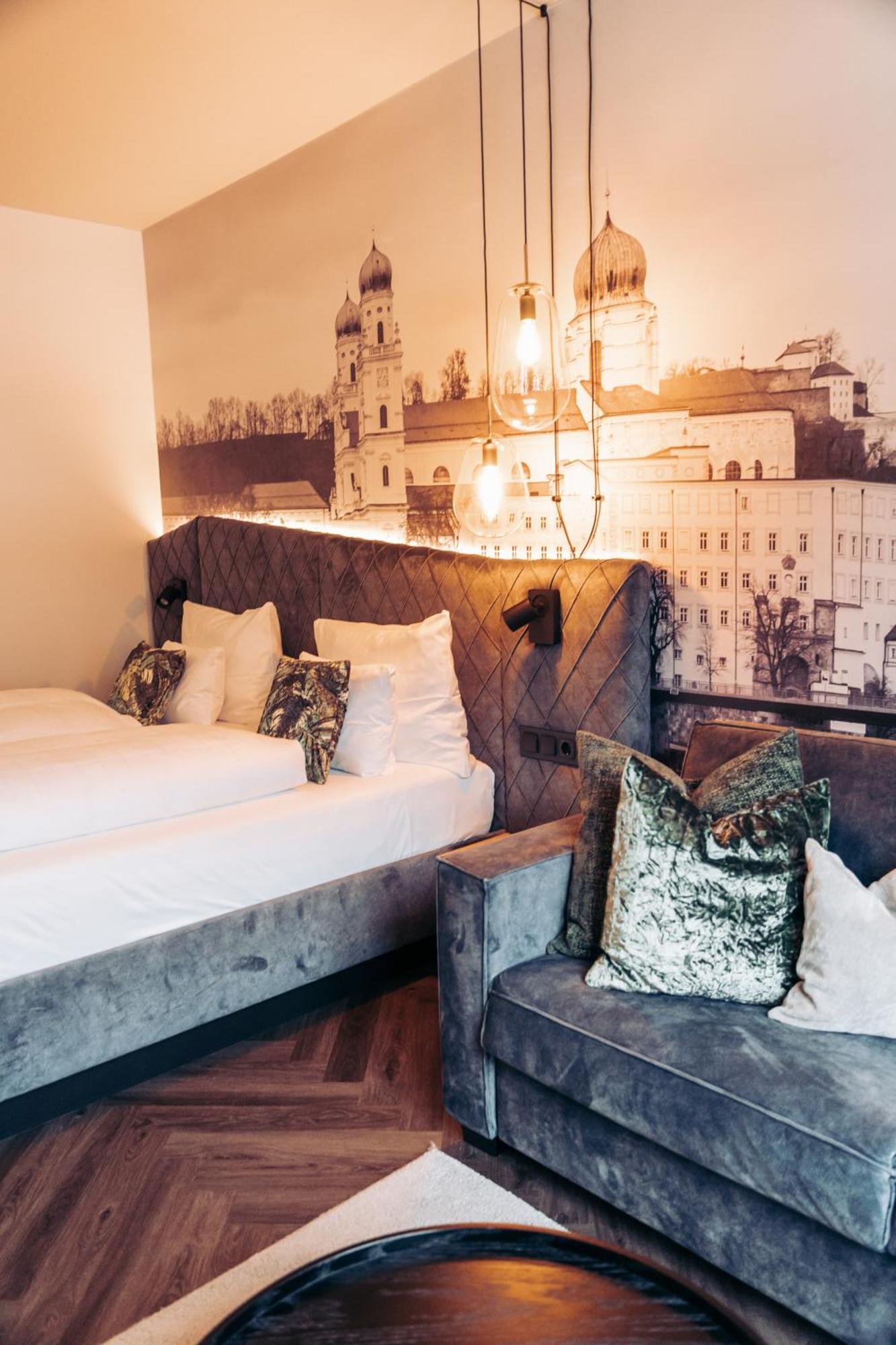 Hotel-Restaurant Am Paulusbogen Passau Bagian luar foto