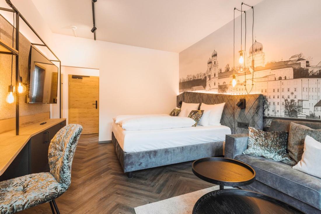 Hotel-Restaurant Am Paulusbogen Passau Bagian luar foto